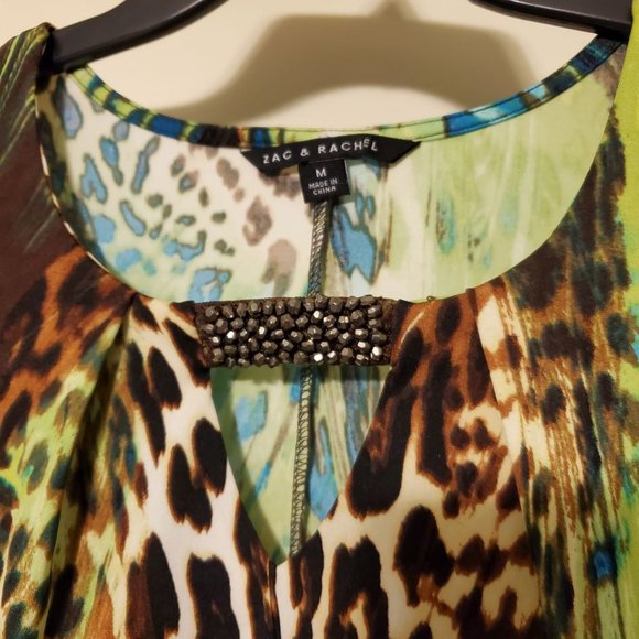 Beautiful Asymmetrical Blouse - Picture 4 of 6